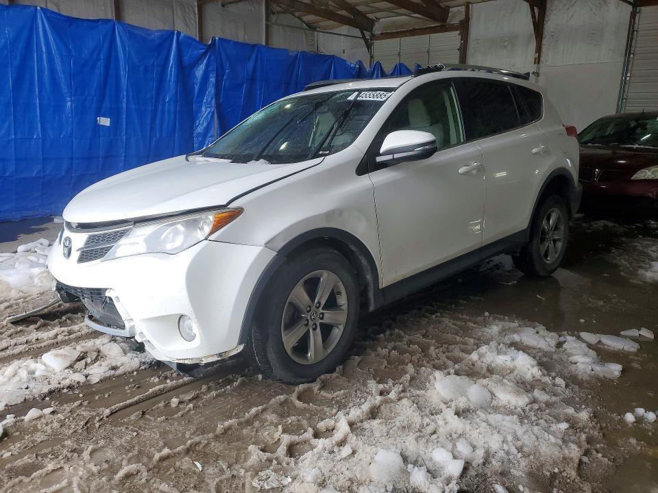 2015 TOYOTA RAV4 XLE