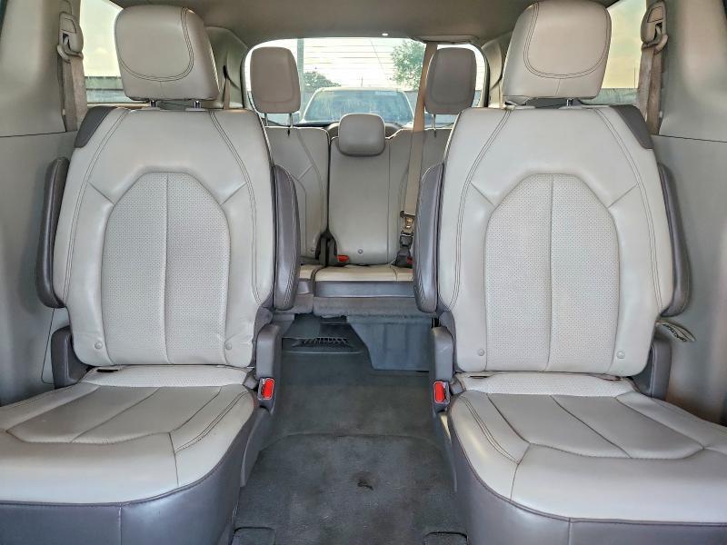 2020 CHRYSLER VOYAGER LXI — Фото 10 из 13