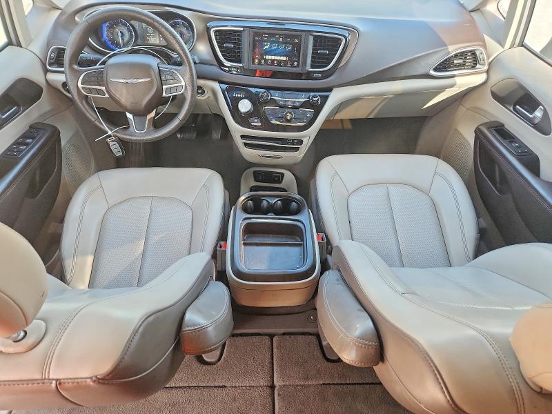 2020 CHRYSLER VOYAGER LXI — Фото 8 из 13
