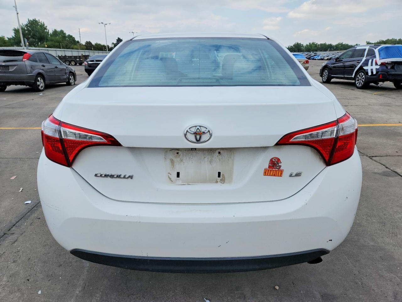 2T1BURHE8FC282078 2015 TOYOTA COROLLA photo no. 6