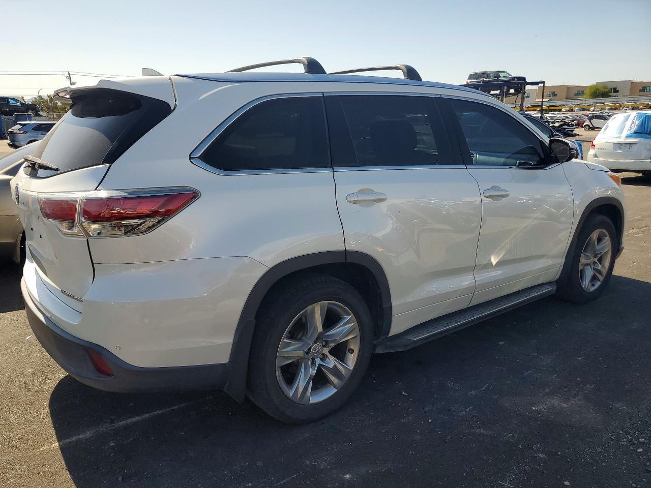 2015 TOYOTA HIGHLANDER LIMITED PLATINUM — Фото 3 из 13
