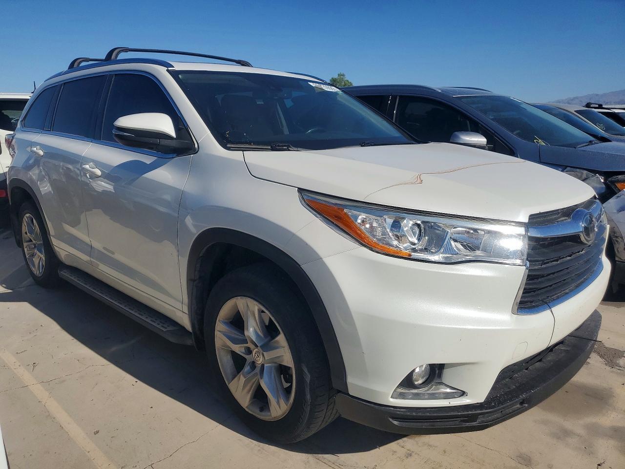 2015 TOYOTA HIGHLANDER LIMITED PLATINUM — Фото 4 из 13