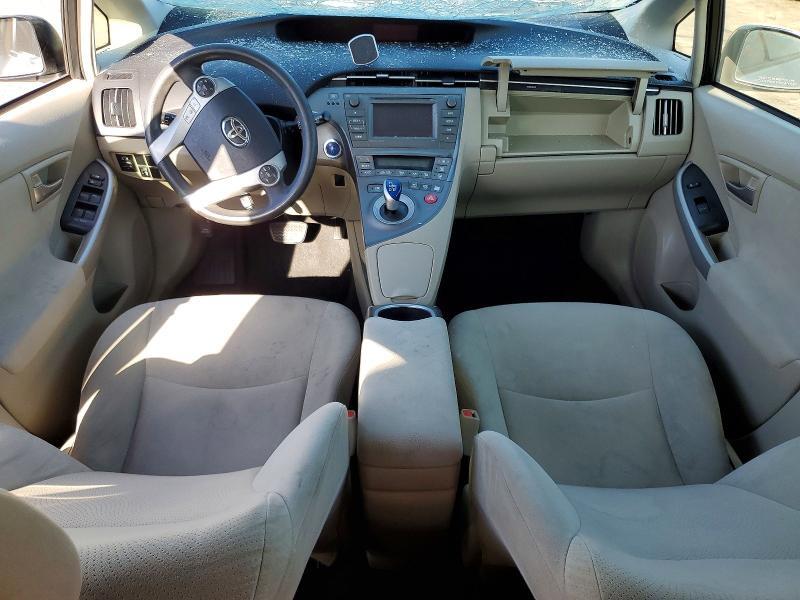 2015 TOYOTA PRIUS THREE — Фото 8 из 12