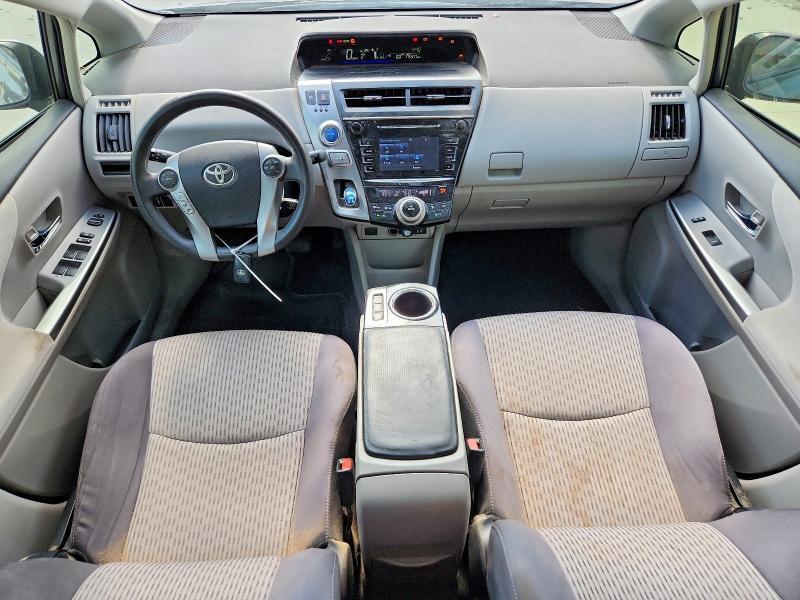 2015 TOYOTA PRIUS V TWO — Фото 8 из 12