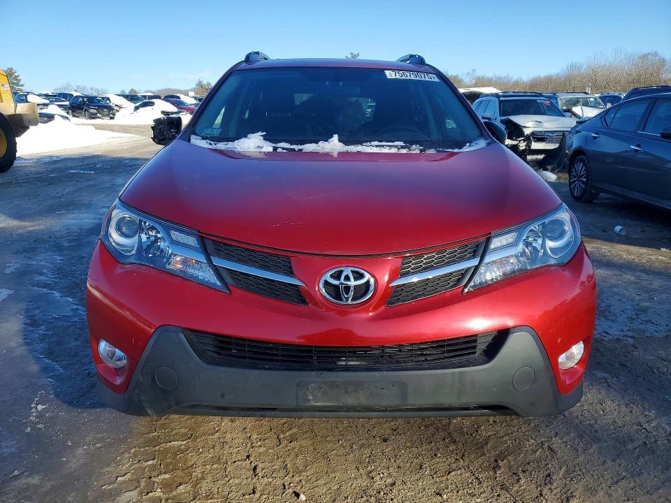 2015 TOYOTA RAV4 — Фото 5 из 14