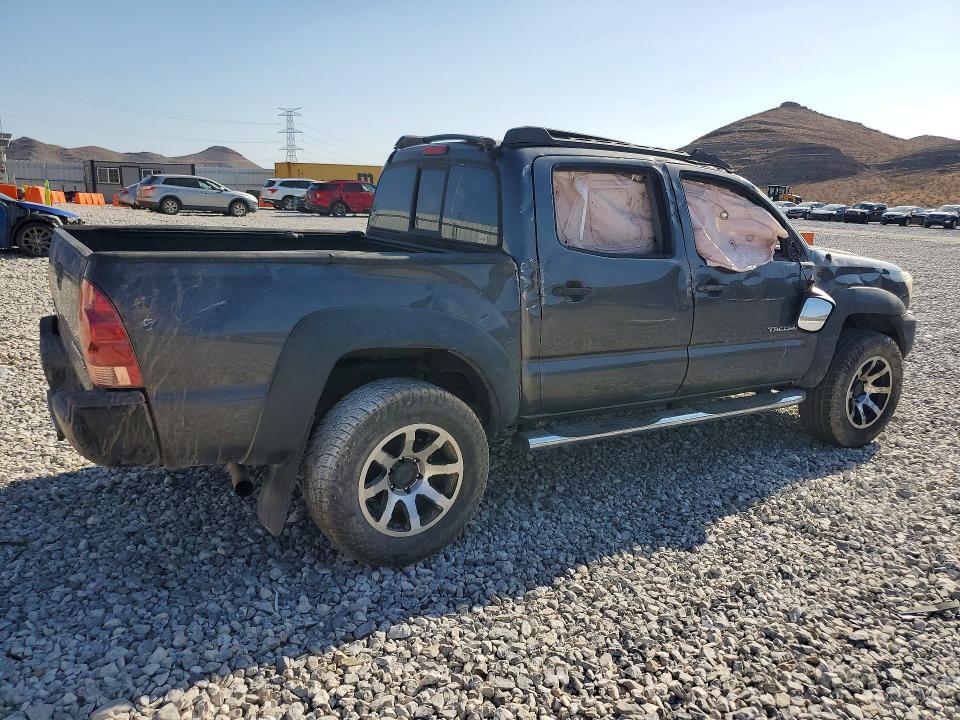 2015 TOYOTA TACOMA DOUBLE CAB PRERUNNER — Фото 3 из 12