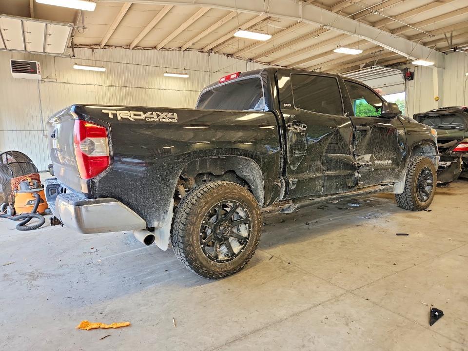 2015 TOYOTA TUNDRA SR5 — Фото 3 из 12