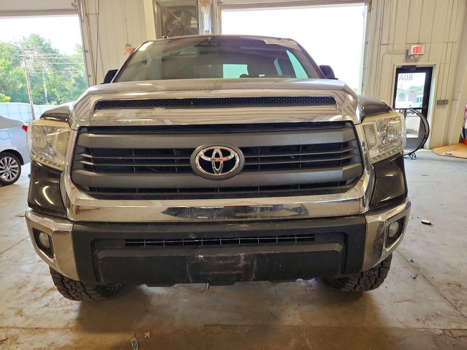 2015 TOYOTA TUNDRA SR5 — Фото 5 из 12