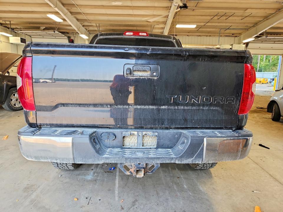 2015 TOYOTA TUNDRA SR5 — Фото 6 из 12