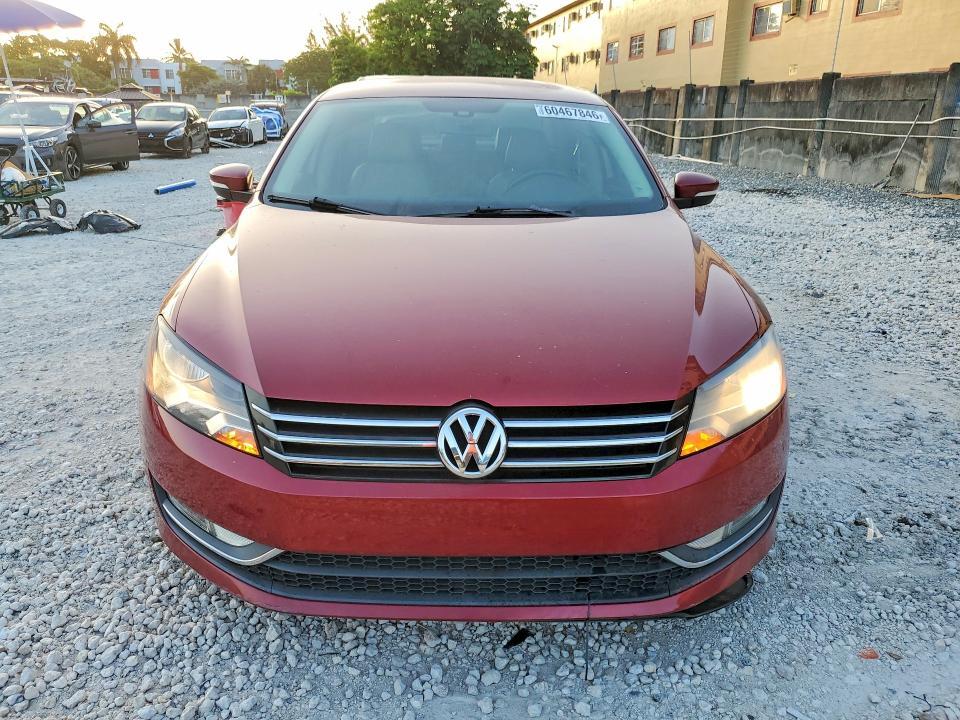 2015 VOLKSWAGEN PASSAT S — Фото 5 из 12