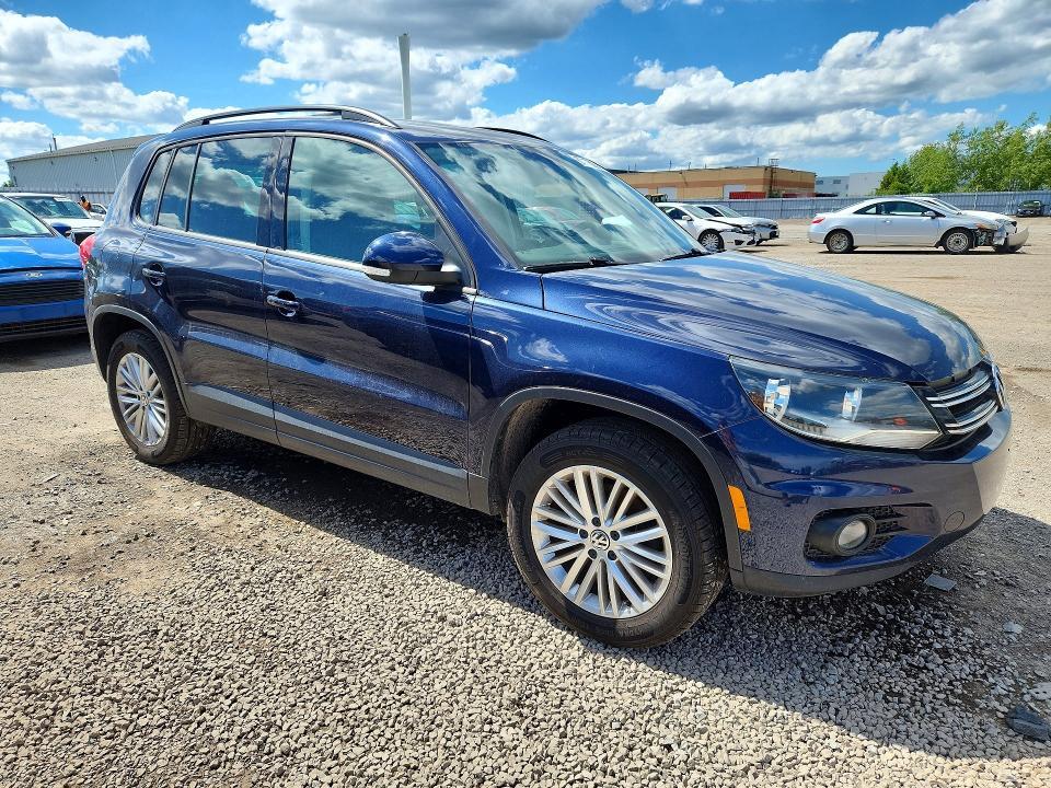 2015 VOLKSWAGEN TIGUAN S — Фото 4 из 13