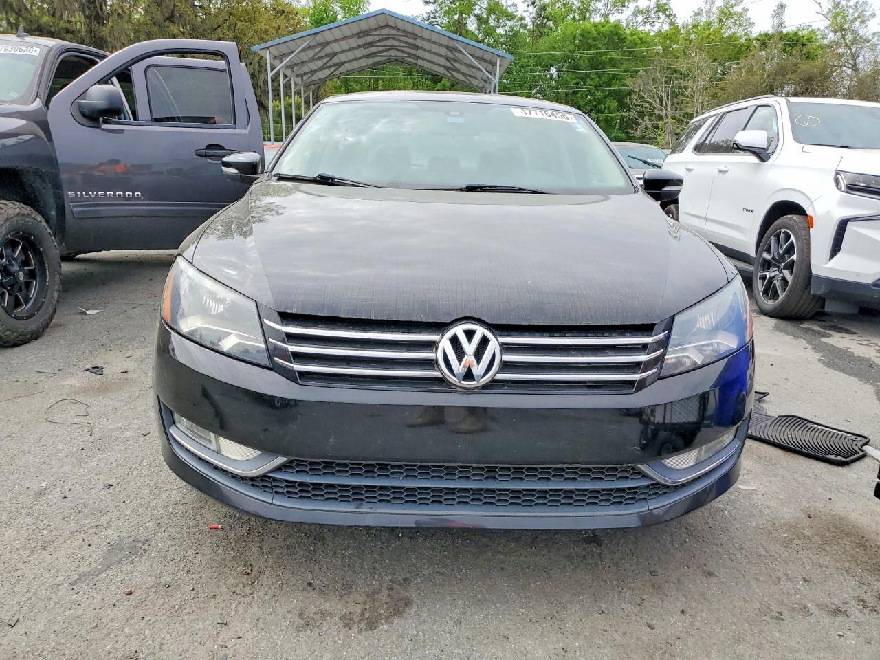 2015 VOLKSWAGEN PASSAT S — Фото 5 из 12