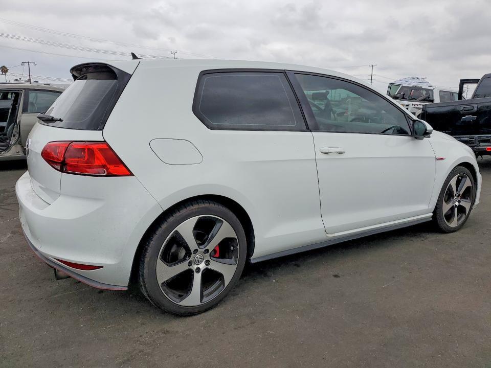 2015 VOLKSWAGEN GTI — Фото 3 из 12