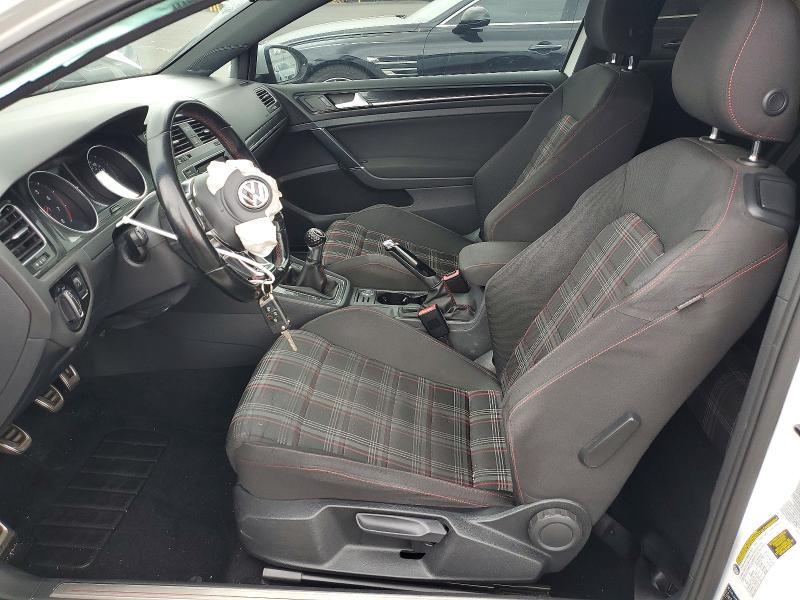 2015 VOLKSWAGEN GTI — Фото 7 из 12