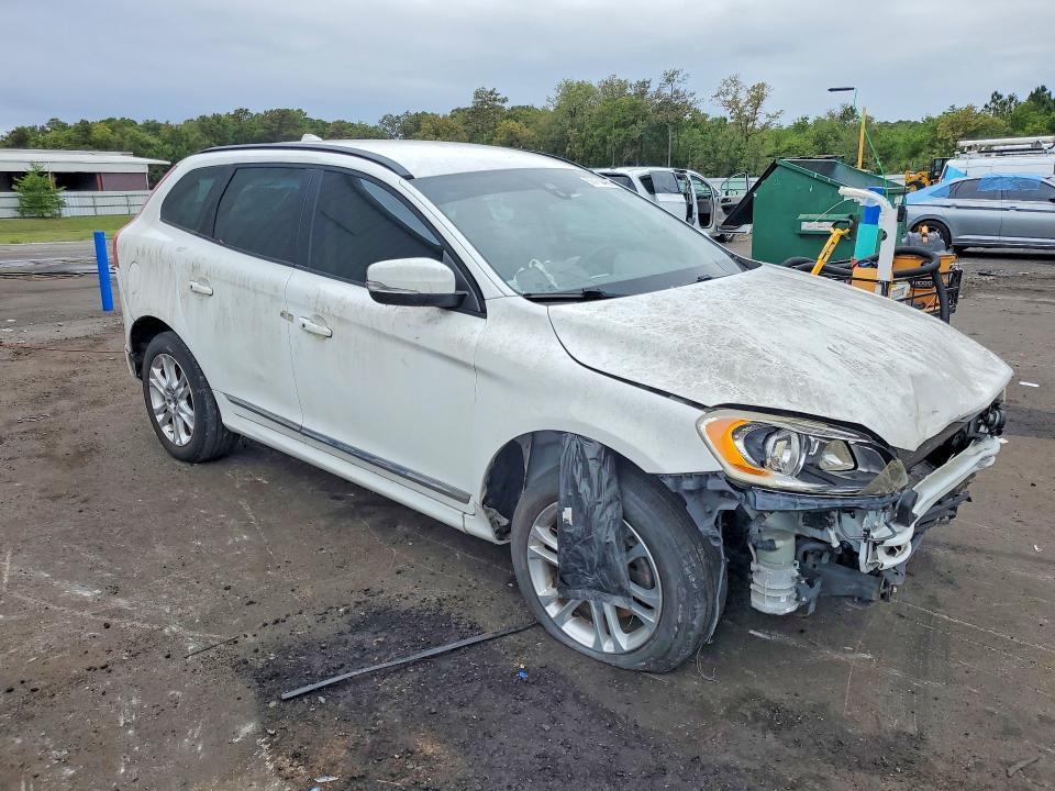 YV440MDJ8F2676329 2015 VOLVO XC60 photo no. 4