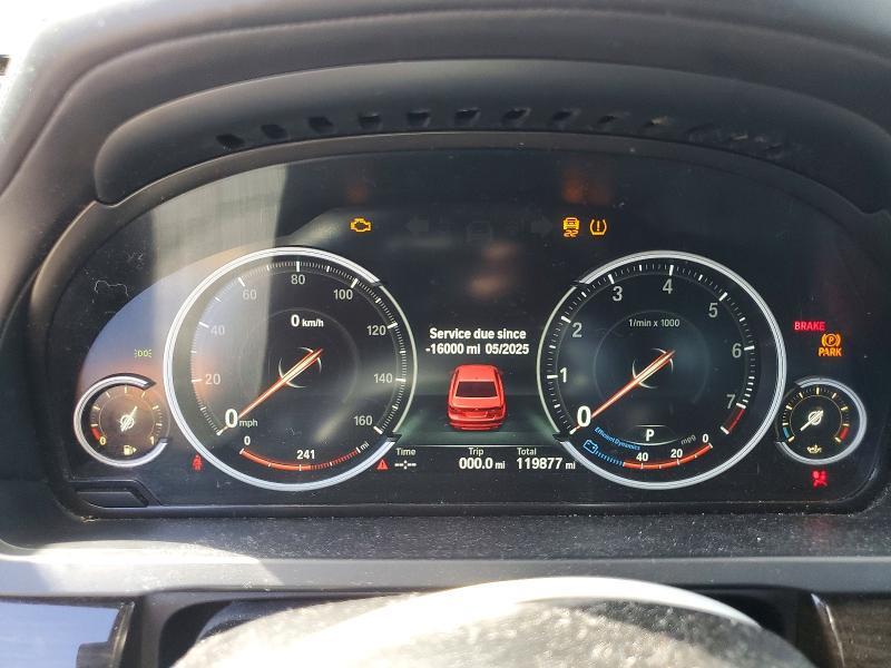 2014 BMW 750 I — Фото 9 из 12