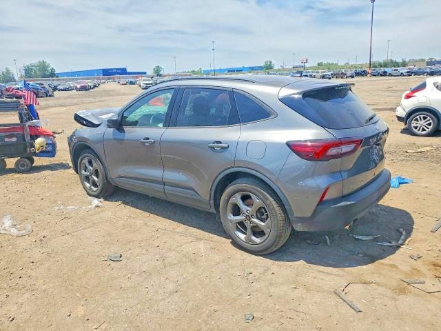 2025 FORD ESCAPE ST LINE — Фото 2 из 13