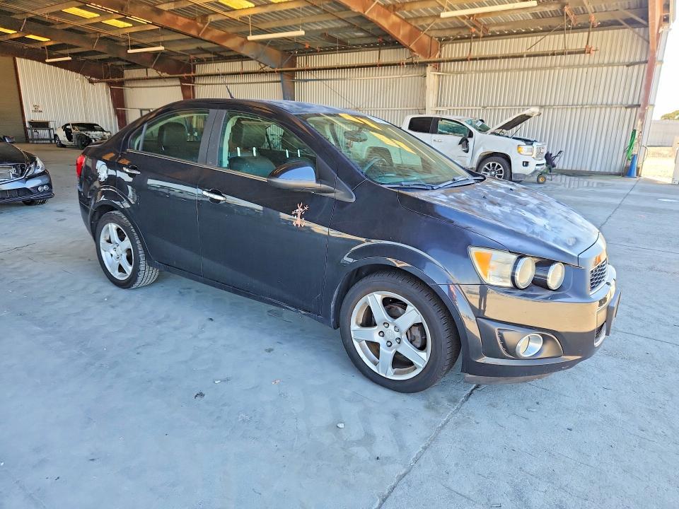 2014 CHEVROLET SONIC LTZ — Фото 4 из 12