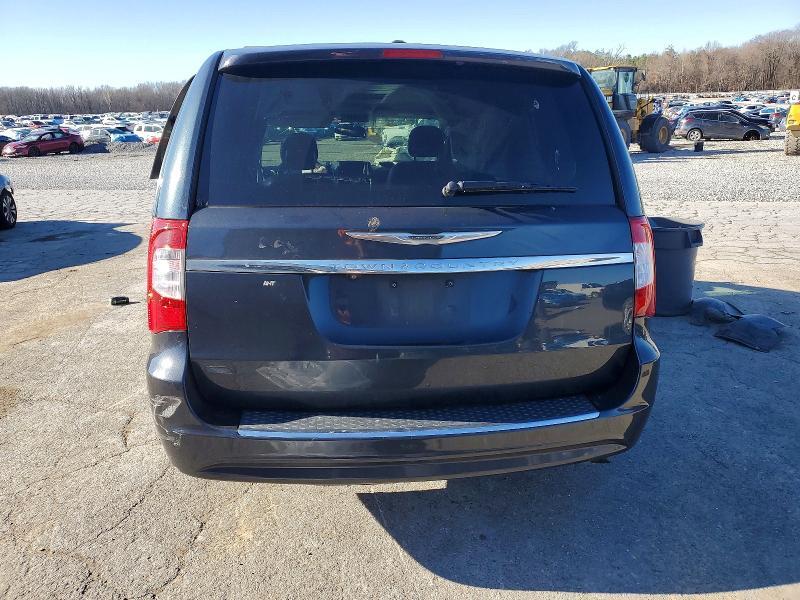 2014 CHRYSLER TOWN & COUNTRY TOURING — Фото 6 из 14