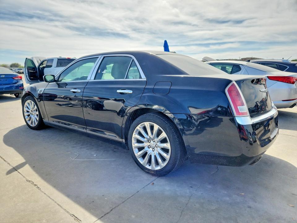2C3CCAAG6EH343148 2014 CHRYSLER 300 photo no. 2