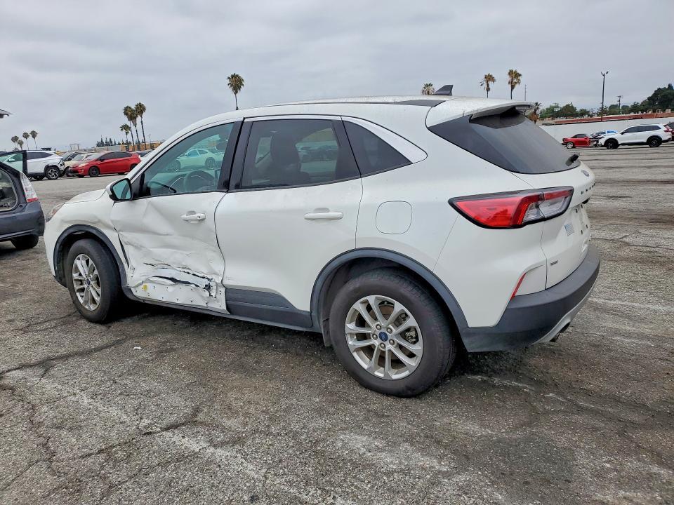 1FMCU9G67LUB69151 2020 FORD ESCAPE photo no. 2
