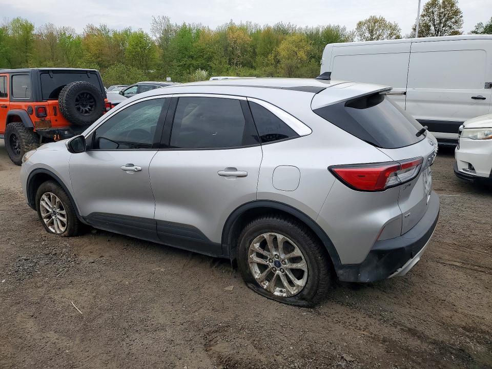 2020 FORD ESCAPE SE — Фото 2 из 13