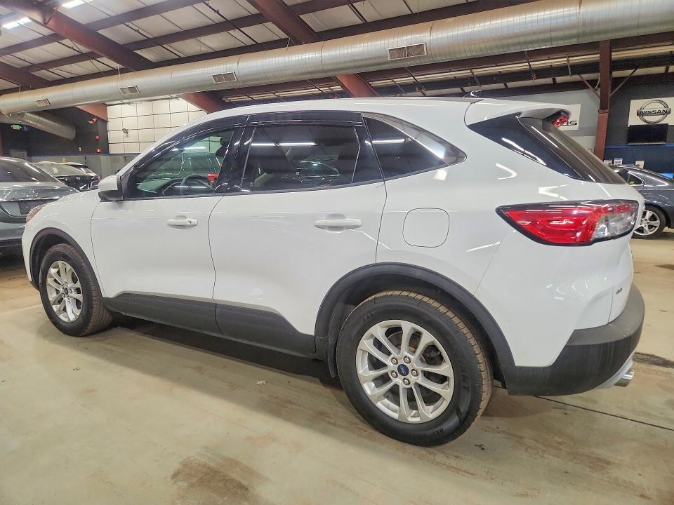 2020 FORD ESCAPE SE — Фото 2 из 13