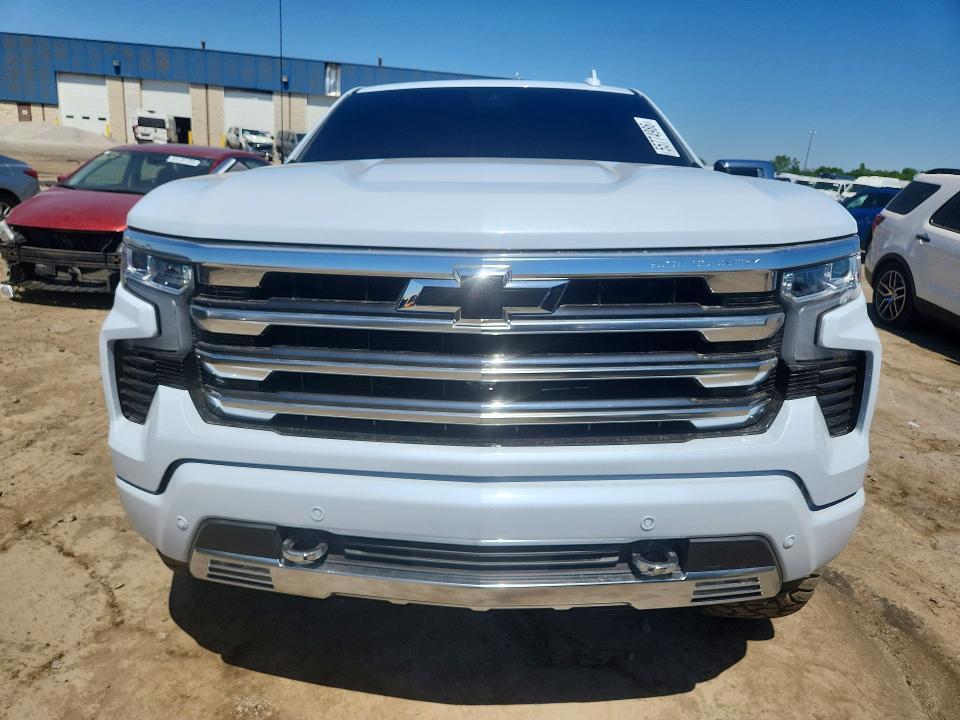 2026 CHEVROLET SILVERADO K1500 HIGH COUNTRY — Фото 5 из 12
