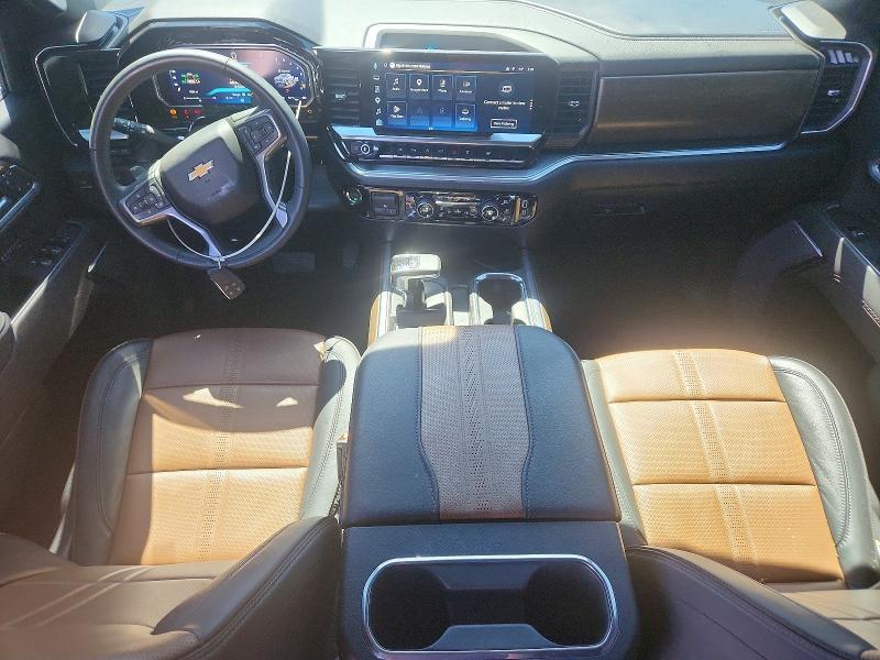 2026 CHEVROLET SILVERADO K1500 HIGH COUNTRY — Фото 8 из 12