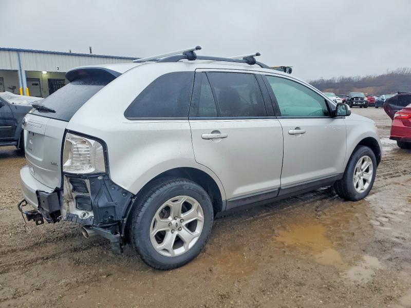 2FMDK3JC8EBB03982 2014 FORD EDGE photo no. 3