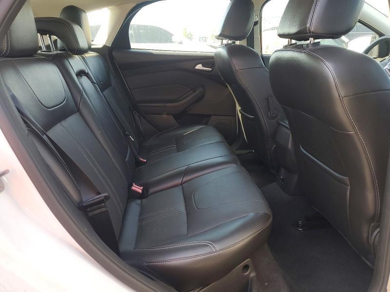 1FADP3K22EL454260 2014 FORD FOCUS photo no. 10