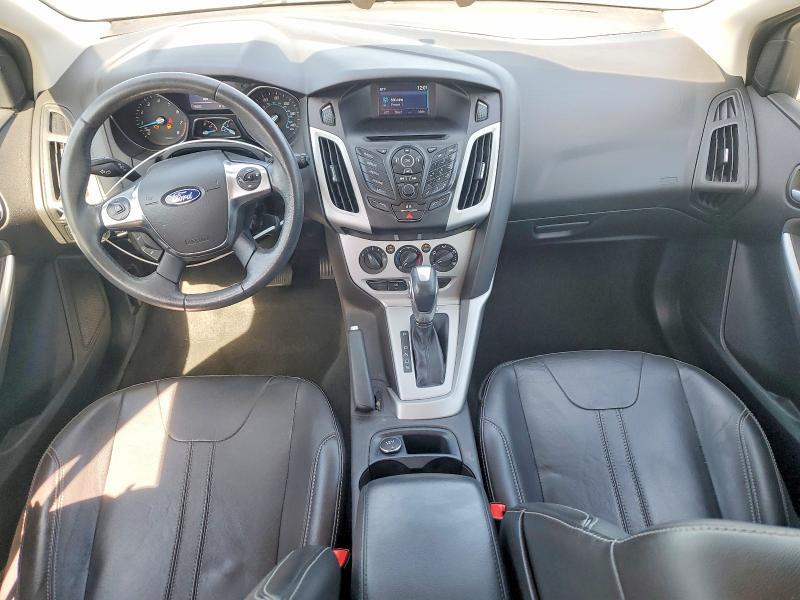 1FADP3K22EL454260 2014 FORD FOCUS photo no. 8