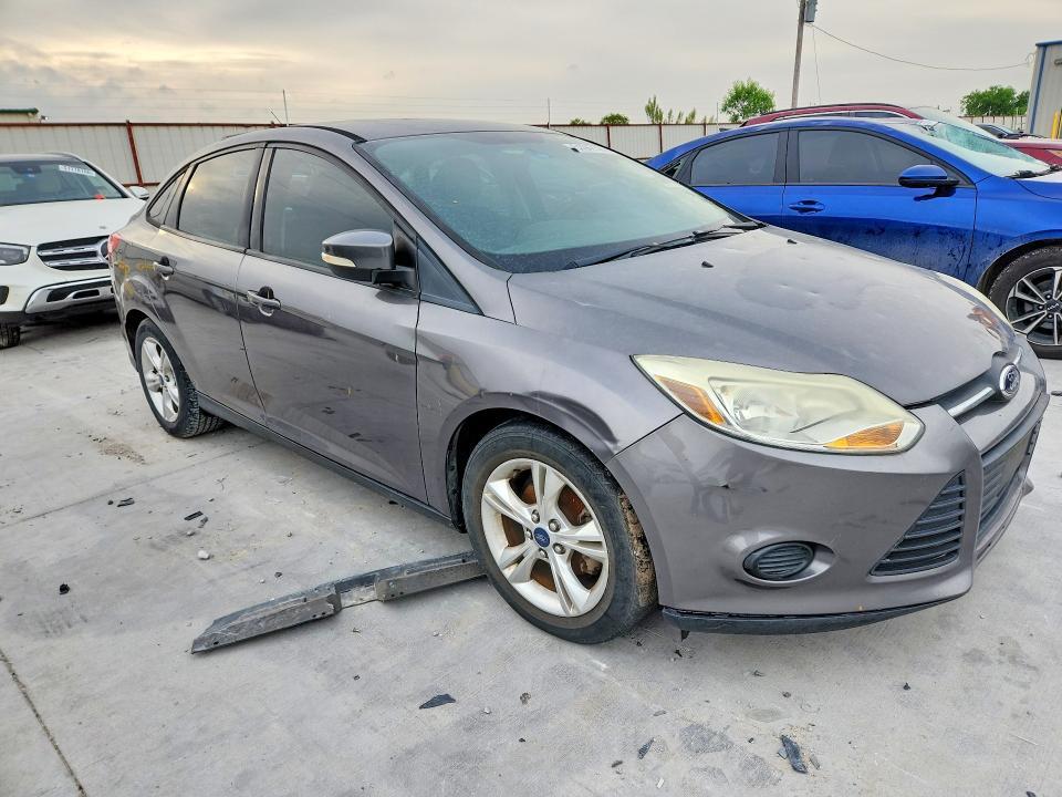 2014 FORD FOCUS SE — Фото 4 из 12