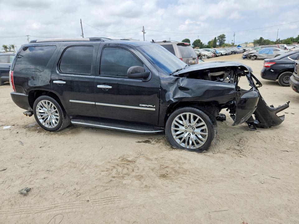 1GKS2EEF8ER104773 2014 GMC YUKON photo no. 4