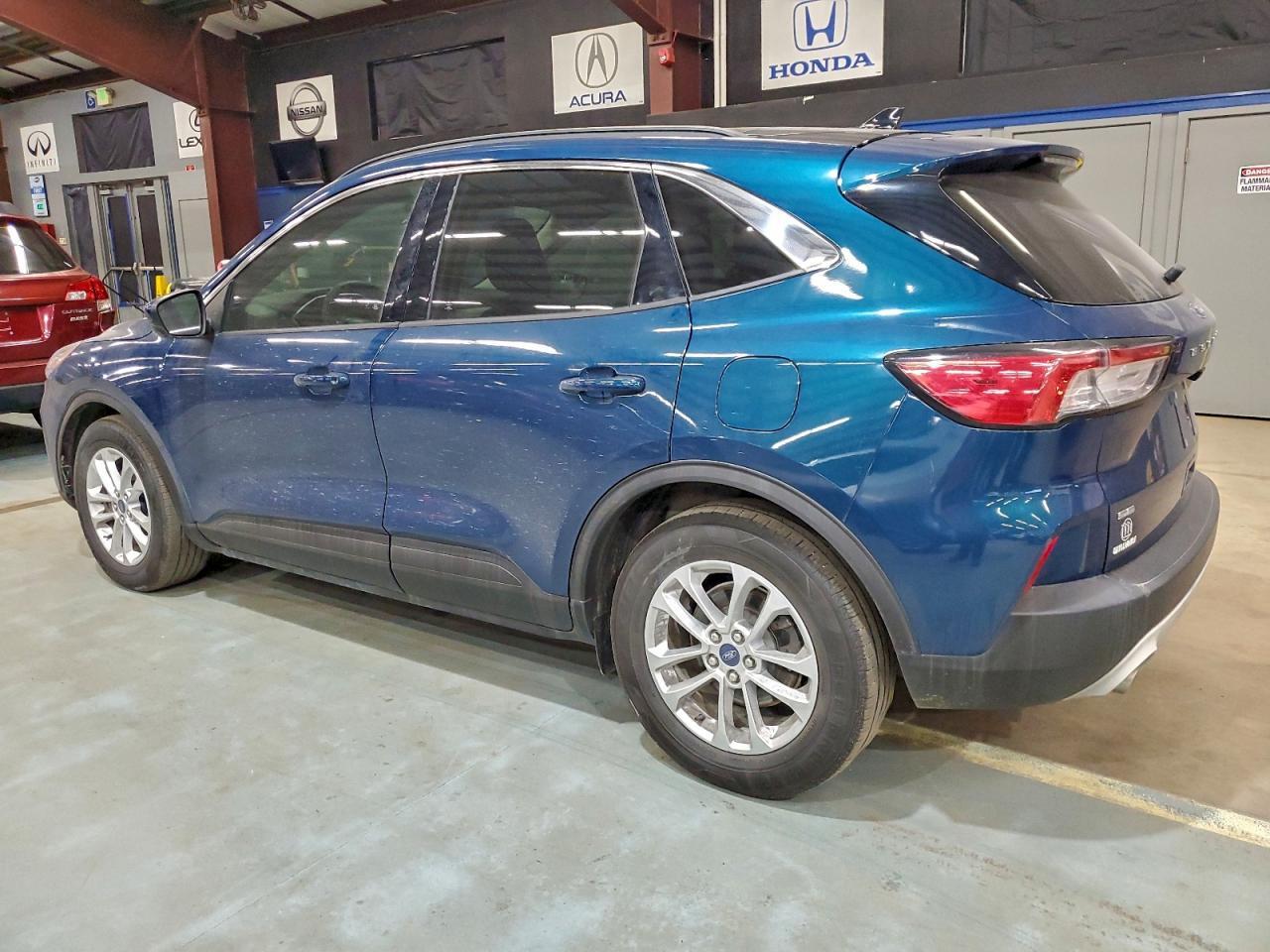 2020 FORD ESCAPE SE — Фото 2 из 13
