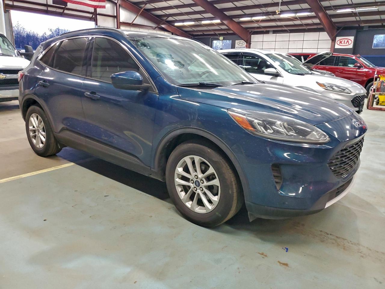 2020 FORD ESCAPE SE — Фото 4 из 13