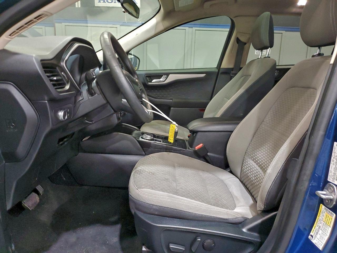 2020 FORD ESCAPE SE — Фото 7 из 13