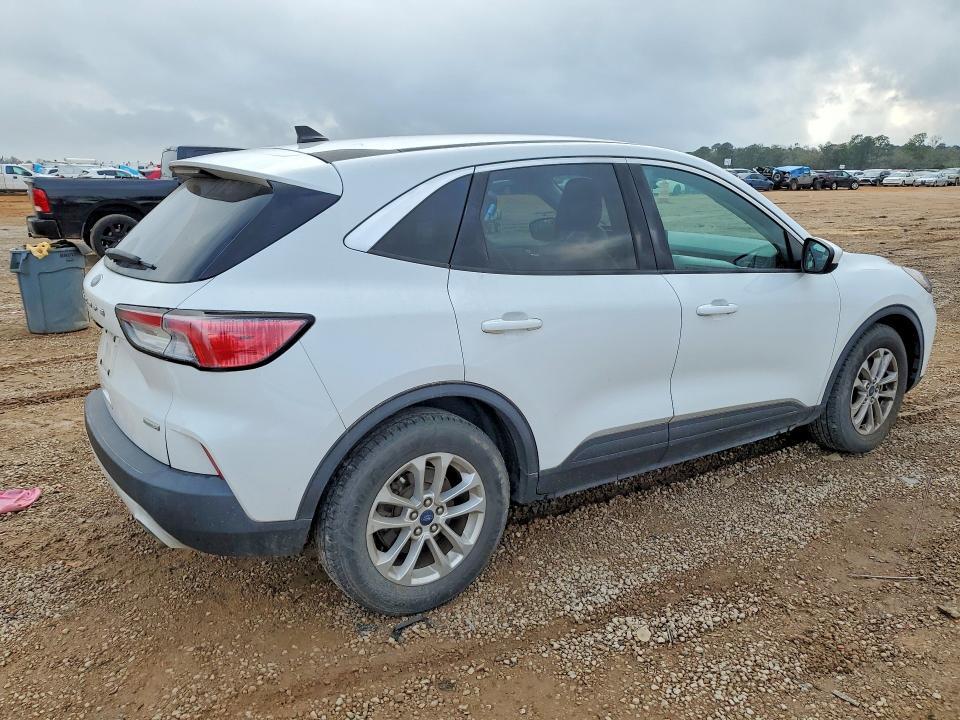 2020 FORD ESCAPE SE — Фото 3 из 12