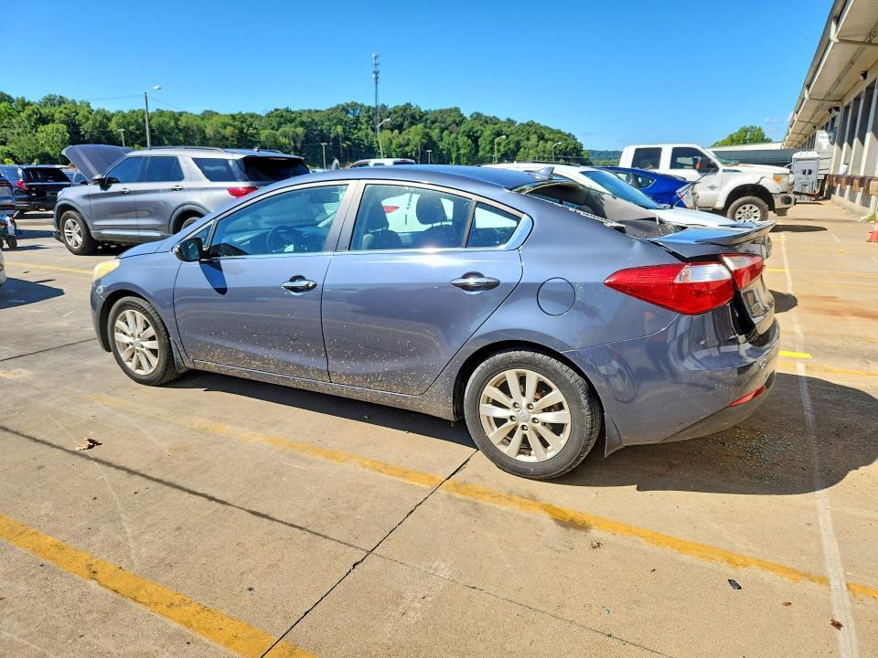 2014 KIA FORTE — Фото 2 из 12