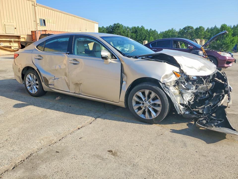 2014 LEXUS ES 300H — Фото 4 из 12