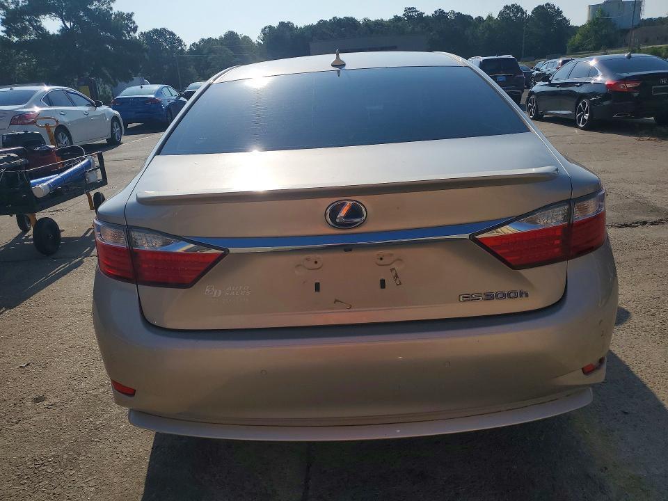 2014 LEXUS ES 300H — Фото 6 из 12