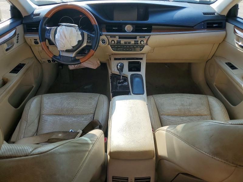 2014 LEXUS ES 300H — Фото 8 из 12