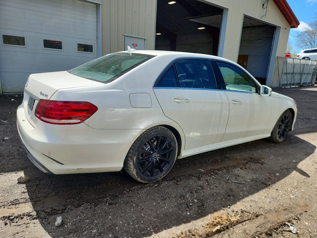 2014 MERCEDES-BENZ E 350 4MATIC — Фото 3 из 12