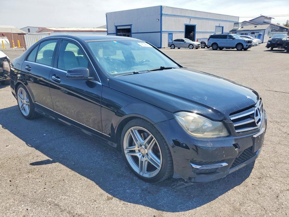 2014 MERCEDES-BENZ C 300 4MATIC — Фото 4 из 12