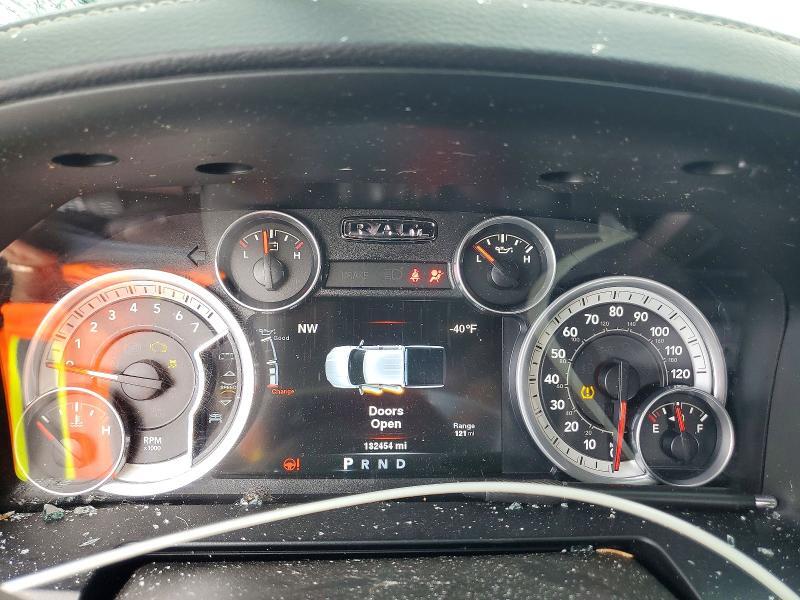 2014 RAM 1500 SPORT — Фото 9 из 12