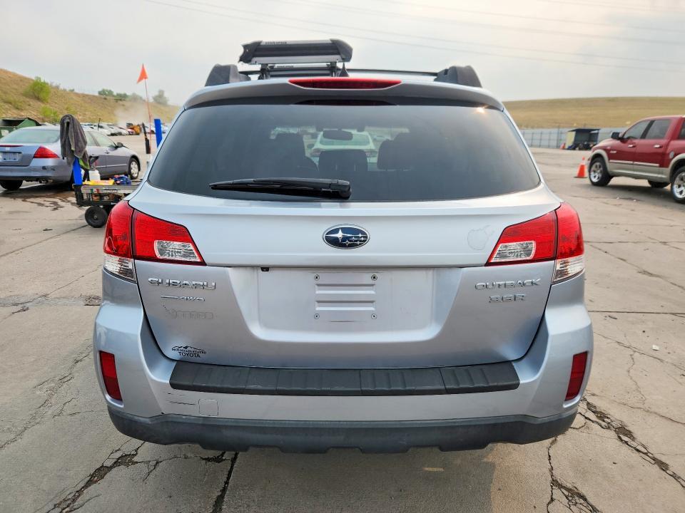 2014 SUBARU OUTBACK 3.6R LIMITED — Фото 6 из 13