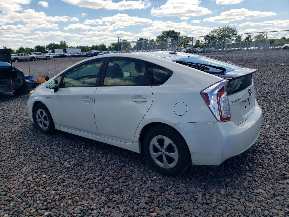 JTDKN3DU3E1738188 2014 TOYOTA PRIUS photo no. 2