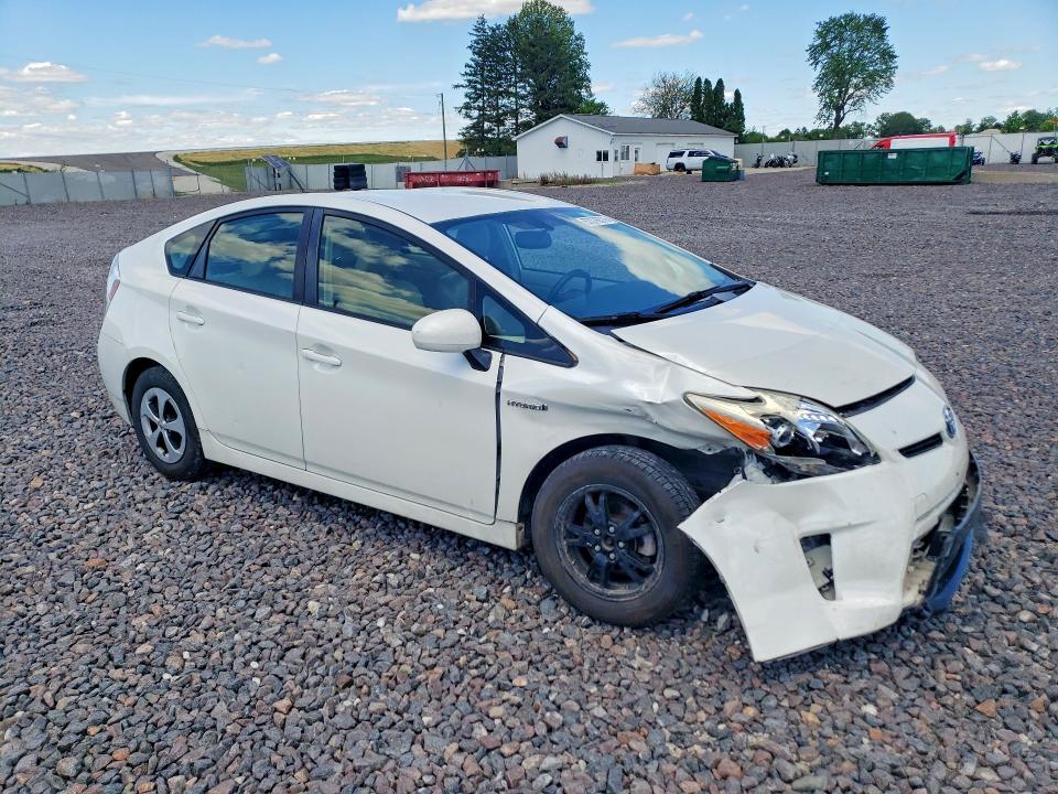 JTDKN3DU3E1738188 2014 TOYOTA PRIUS photo no. 4