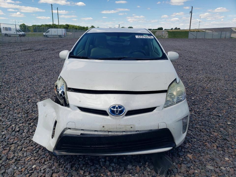 JTDKN3DU3E1738188 2014 TOYOTA PRIUS photo no. 5