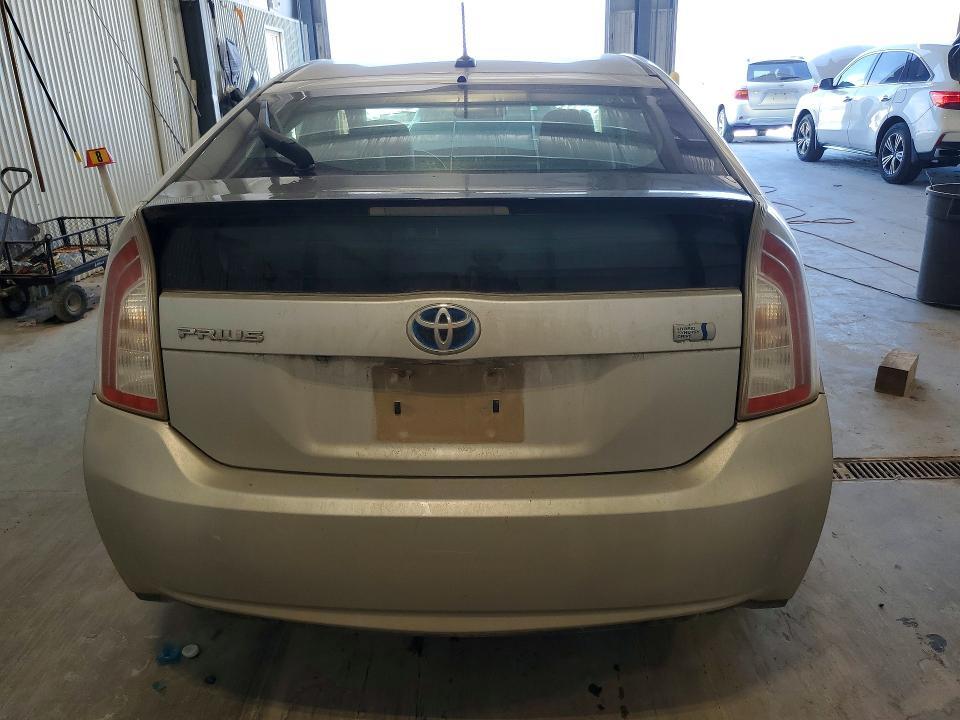 2014 TOYOTA PRIUS FOUR — Фото 6 из 12